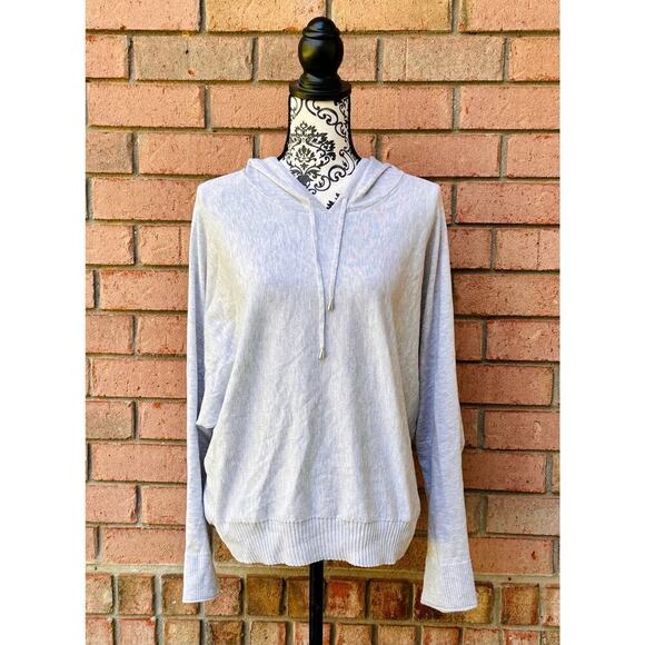 NWT Cyrus Light Gray Hoodie Sweater Size XL - Picture 1 of 9